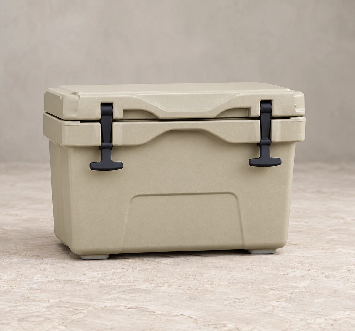 27 QT Hard Cooler CF-011